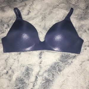 Victoria’s Secret no wire bra 36B